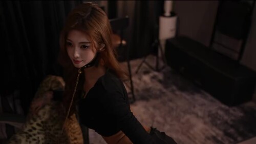 238d069f770fc4e2b.mp4